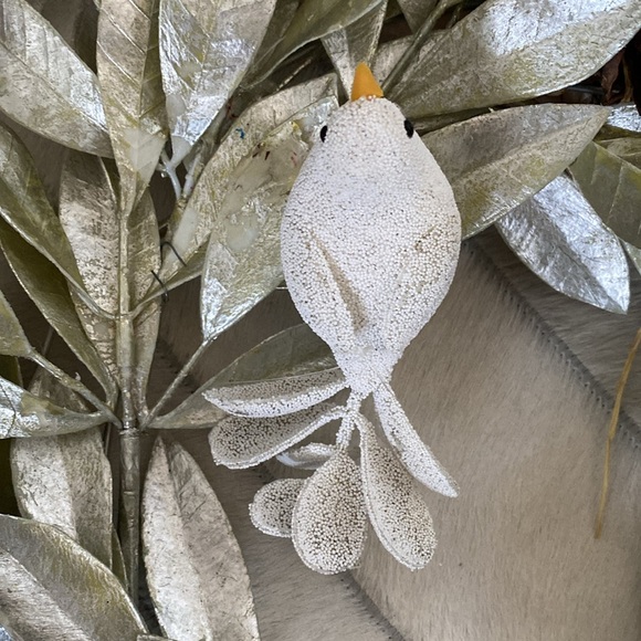 Handmade holiday, Christmas, winter wreath, bird, pine cone light green, silver! - Picture 3 of 6